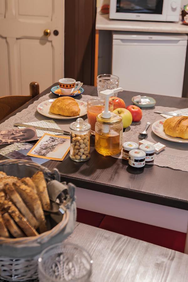 Bed & Breakfast Gabriella Exilles エクステリア 写真