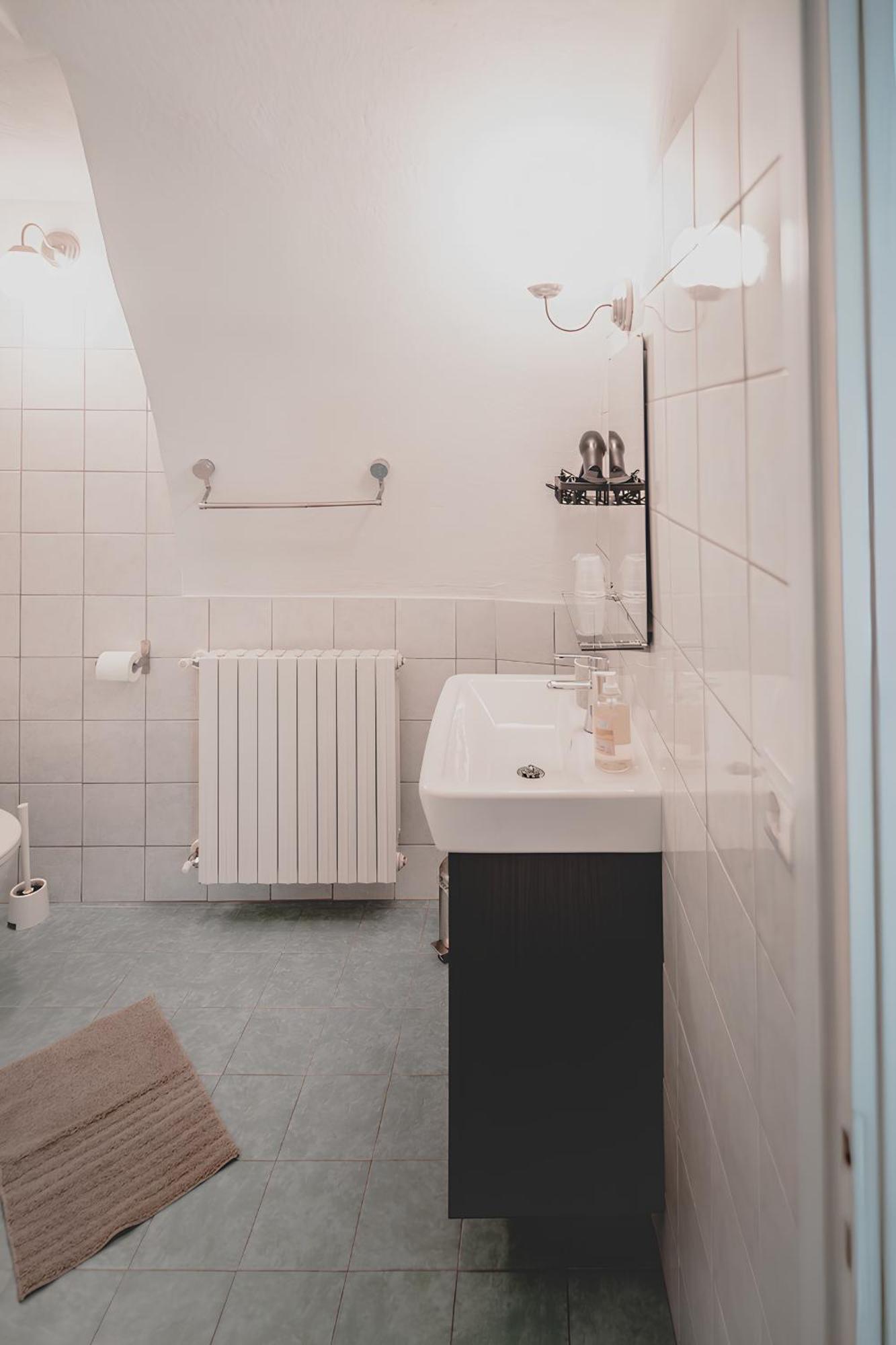 Bed & Breakfast Gabriella Exilles エクステリア 写真